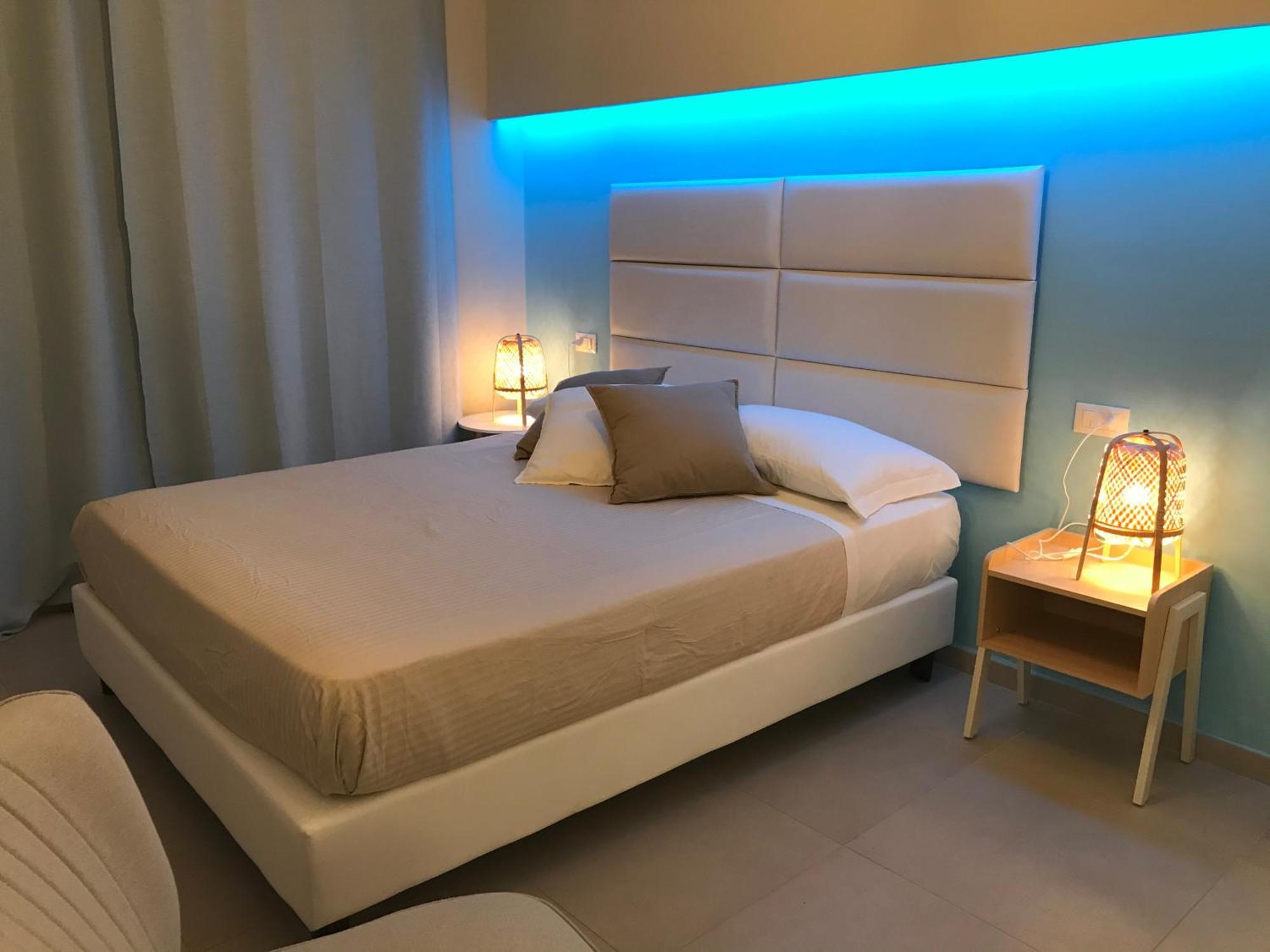 Esmeralda'S Rooms ปอร์โตซานเปาโล ภายนอก รูปภาพ
