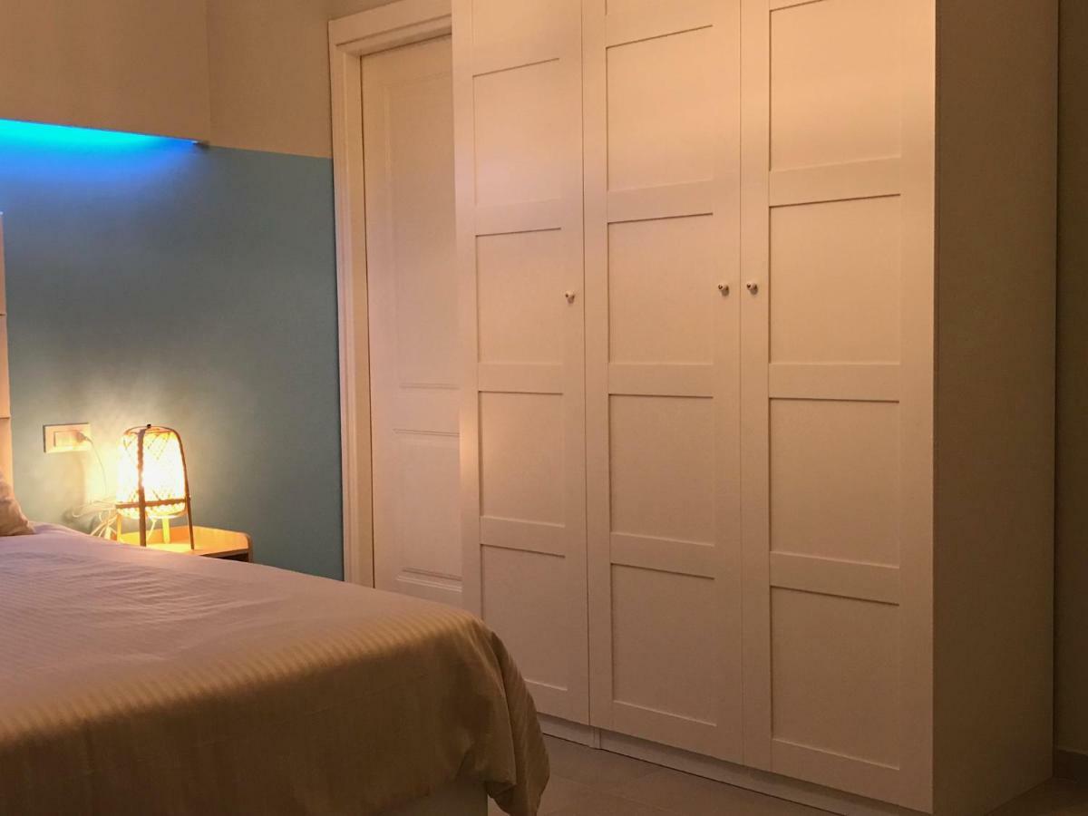 Esmeralda'S Rooms ปอร์โตซานเปาโล ภายนอก รูปภาพ