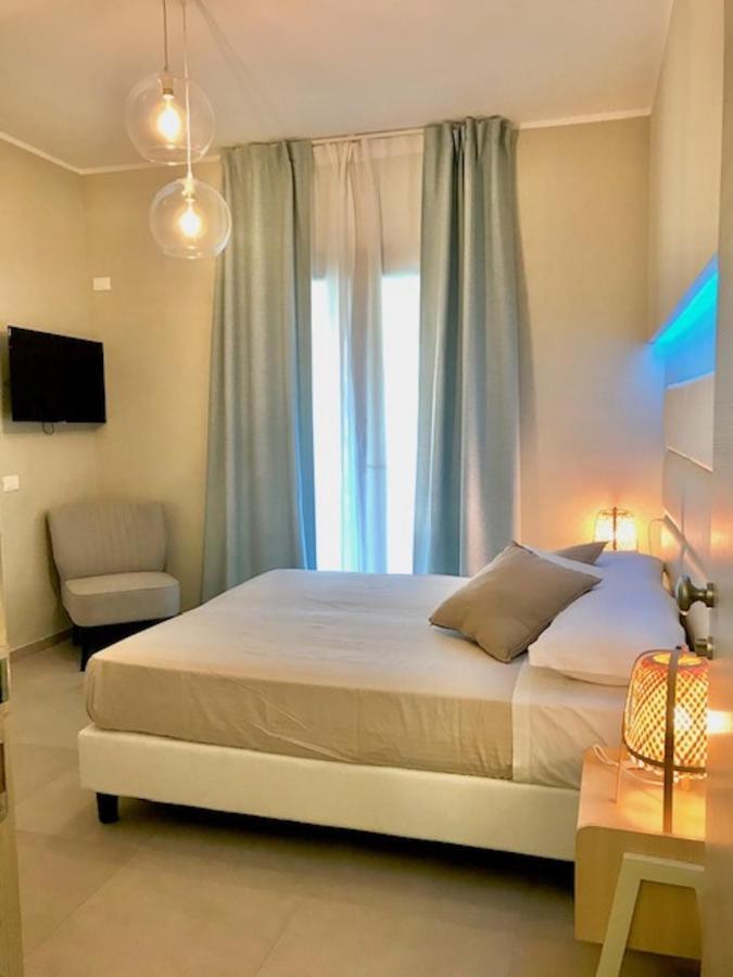 Esmeralda'S Rooms ปอร์โตซานเปาโล ภายนอก รูปภาพ