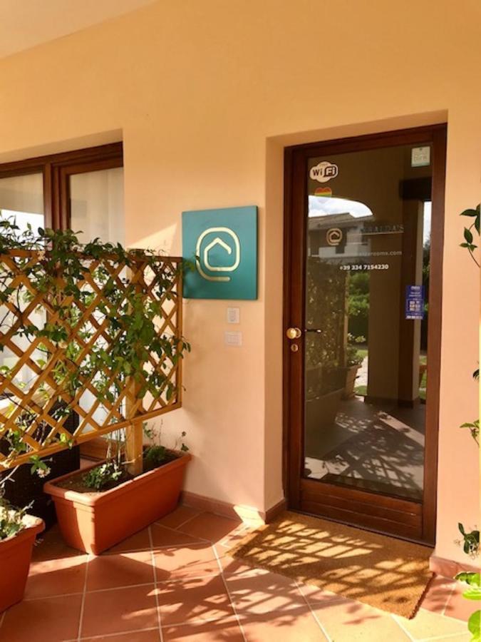 Esmeralda'S Rooms ปอร์โตซานเปาโล ภายนอก รูปภาพ
